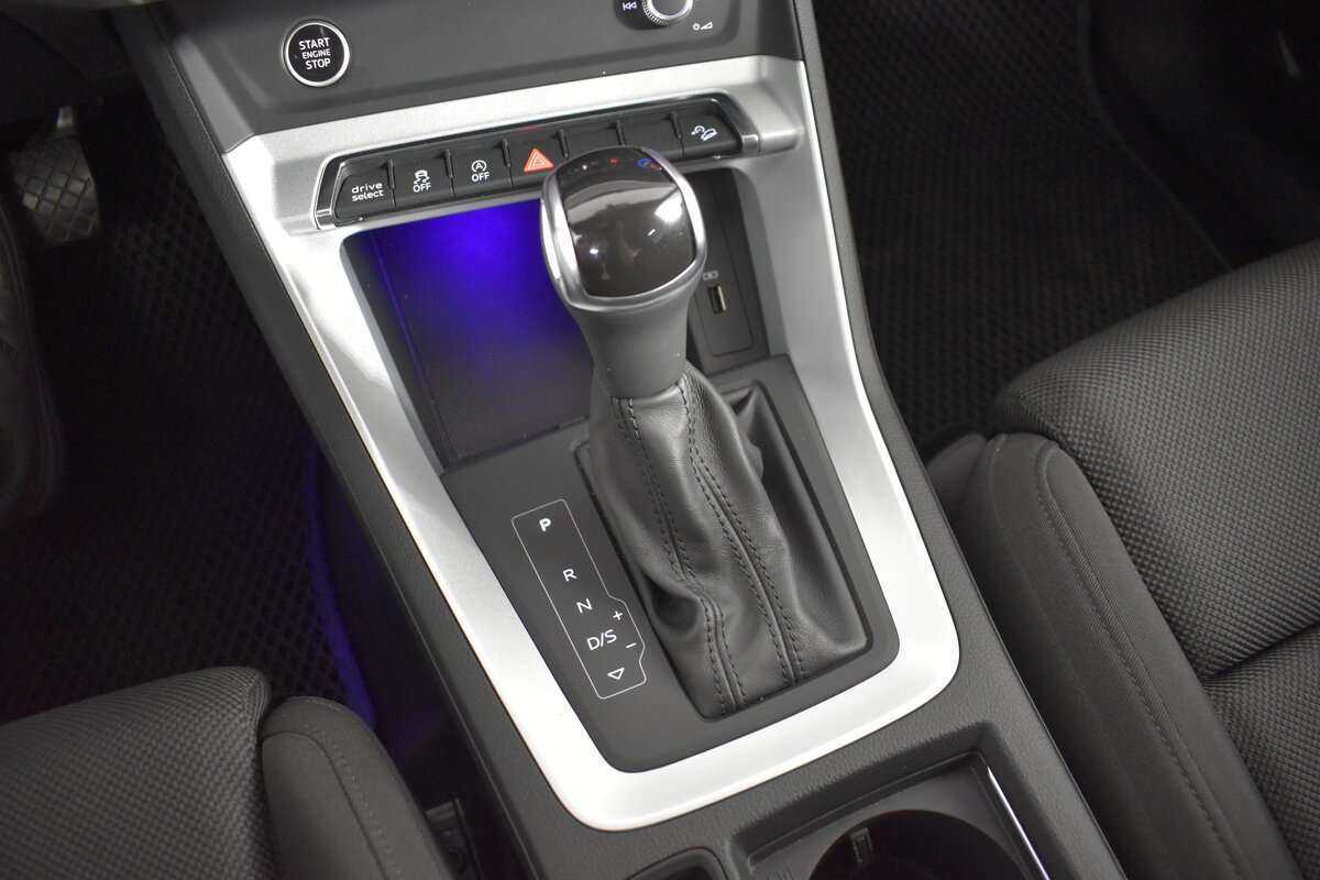 Audi Q3 40 TFSI, 2020 Фото №15