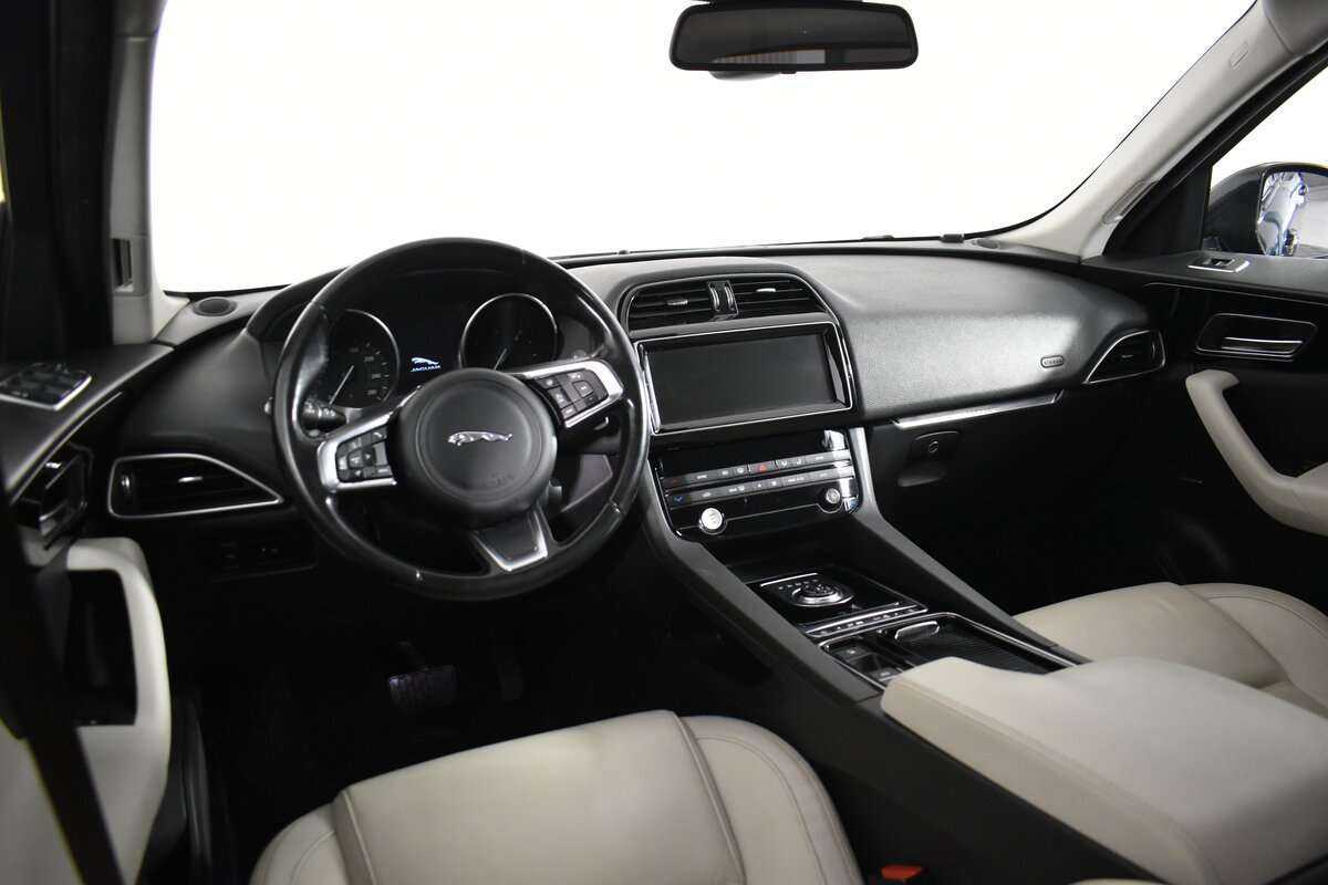 Jaguar F-Pace, 2018 Фото №10
