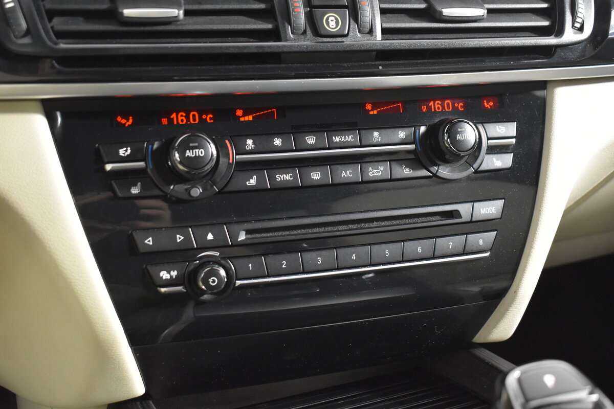 BMW X5 M50d, 2017 Фото №21