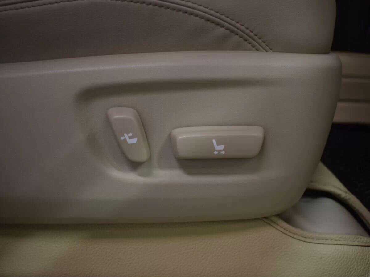 Toyota Land Cruiser Prado, 2020 Фото №26