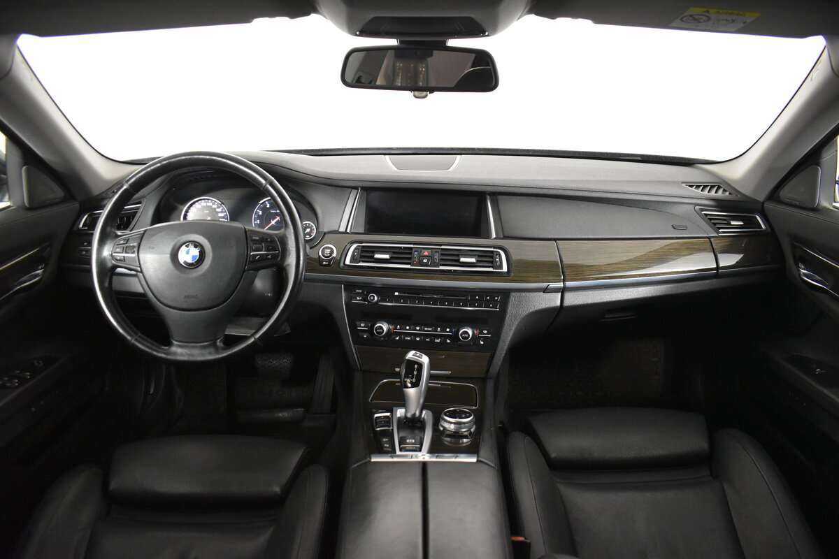 BMW 7 серии Long 740Li xDrive, 2014 - 252 722 км. | Фото №8
