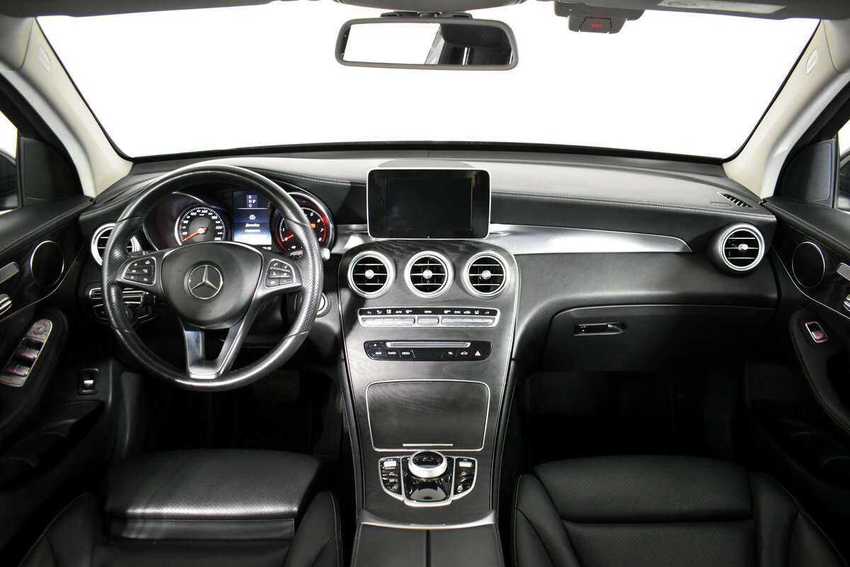 Mercedes-Benz GLC 300, 2018 Фото №9
