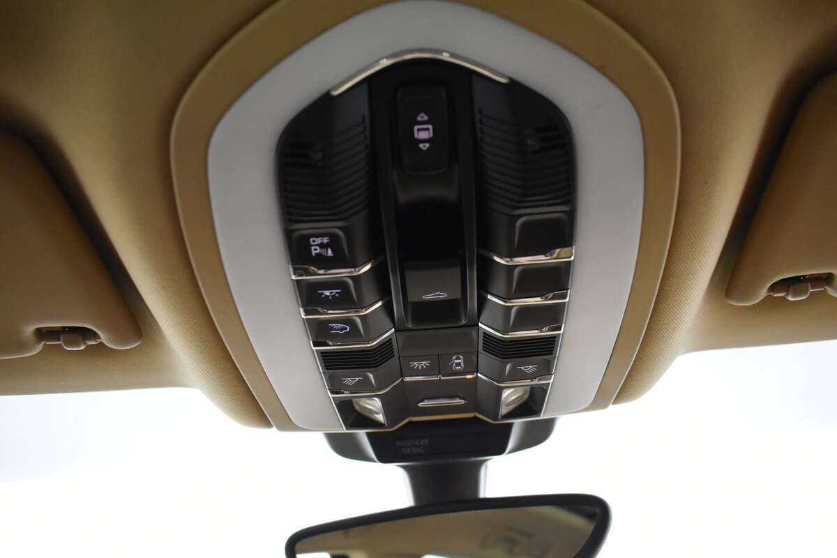 Porsche Macan S, 2015 Фото №30