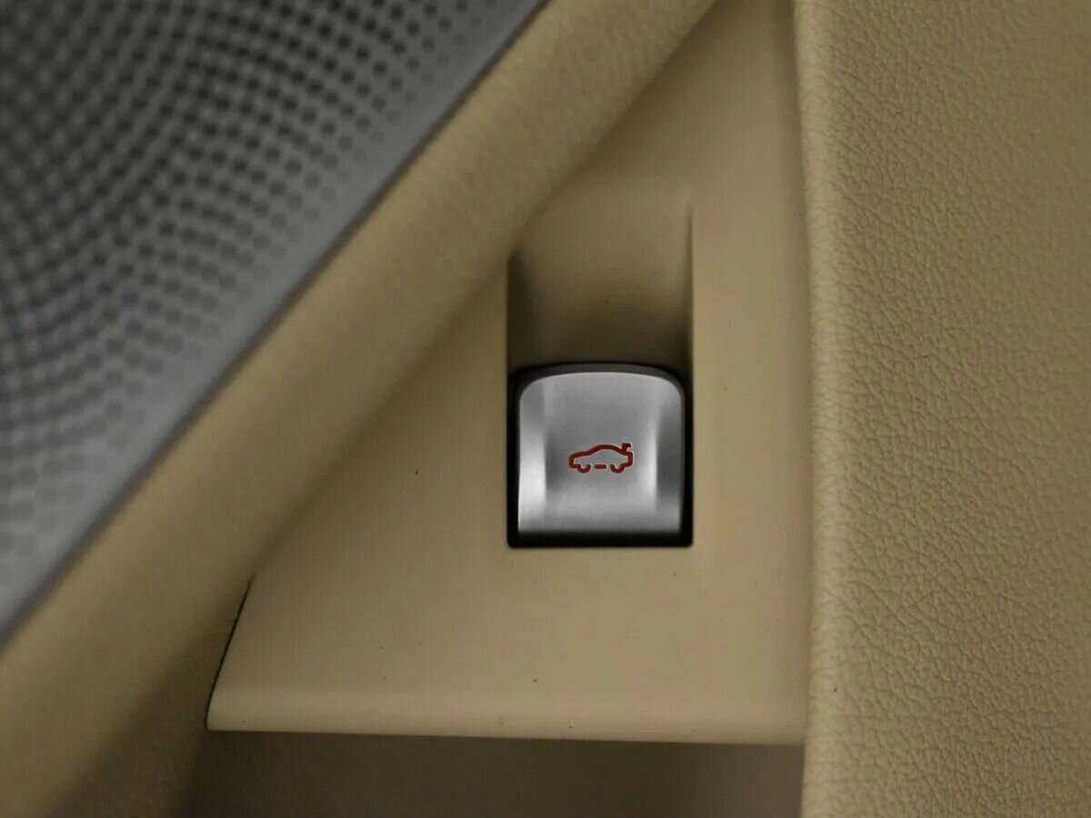 BMW 7 серии 750i xDrive, 2017 Фото №27