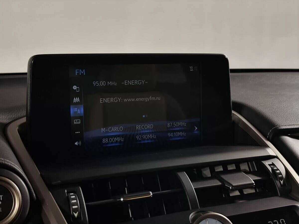 Lexus NX 200, 2018 Фото №14