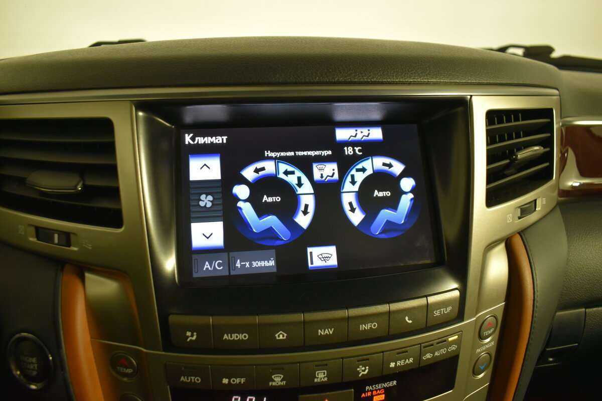 Lexus LX 570, 2013 Фото №22