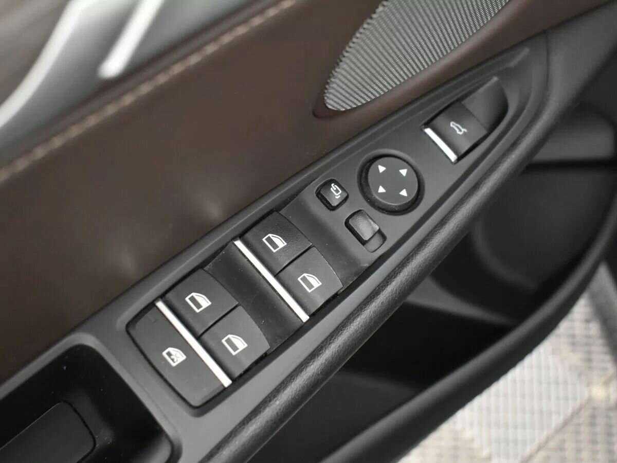 BMW X5 M50d, 2015 Фото №18