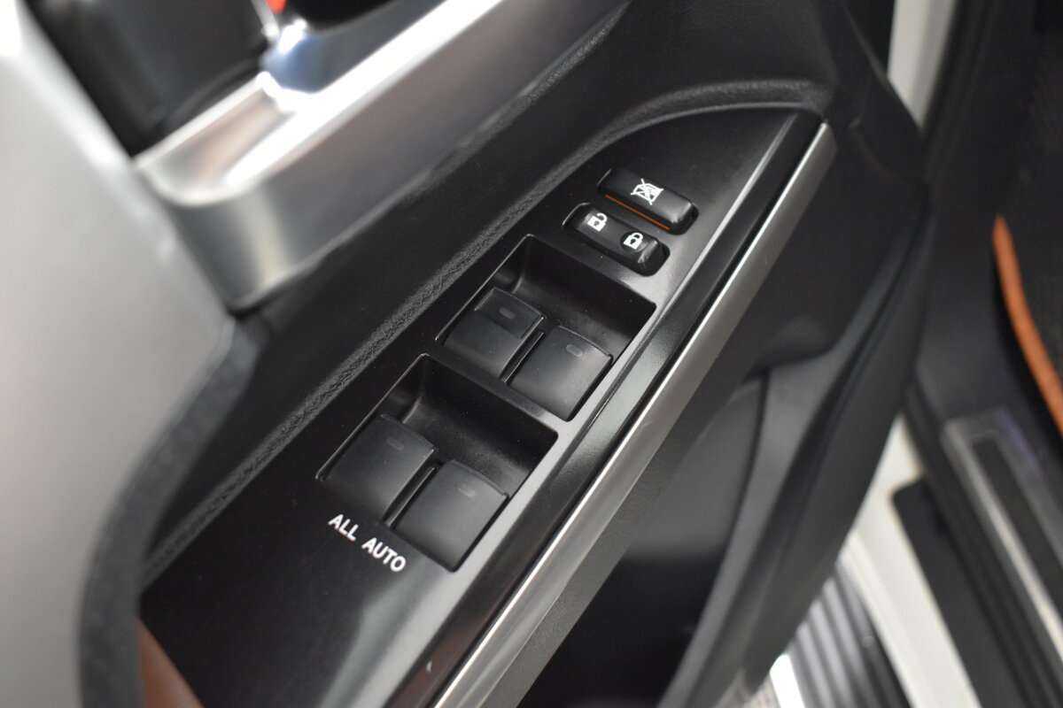 Toyota Land Cruiser, 2016 Фото №9