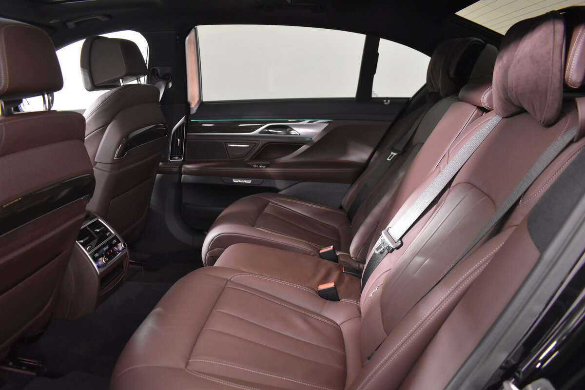 BMW 7 серии Long 730Ld xDrive, 2017 Фото №9