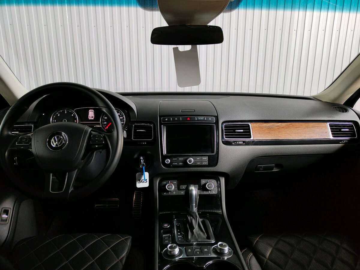 Volkswagen Touareg, 2018 Фото №9