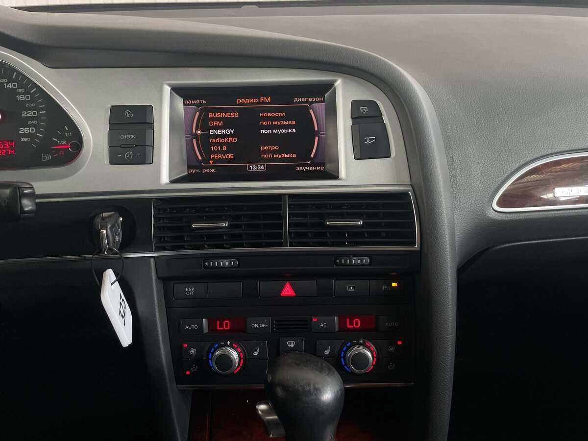 Audi A6, 2010 Фото №11