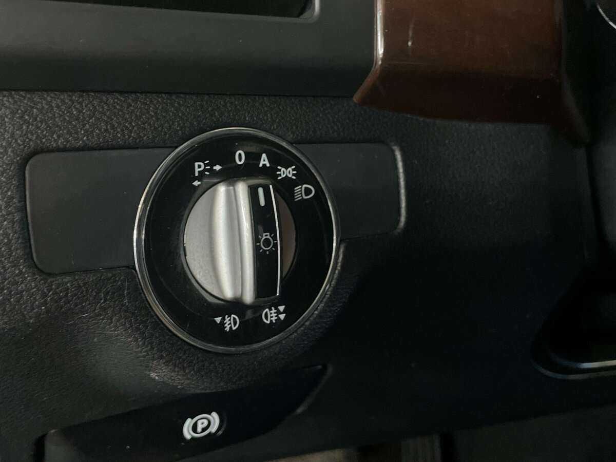 Mercedes-Benz GLK-Класс 350, 2009 Фото №17