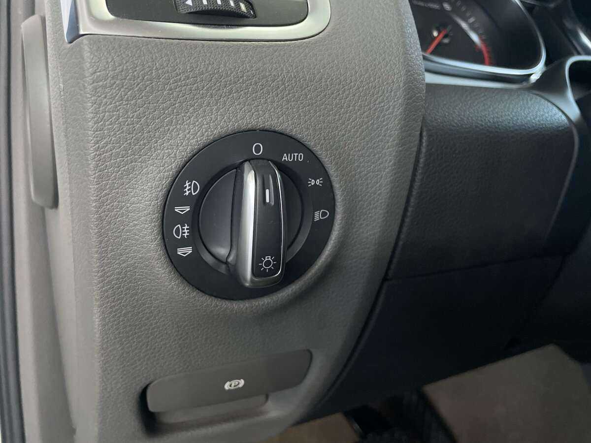 Audi Q7, 2011 Фото №12