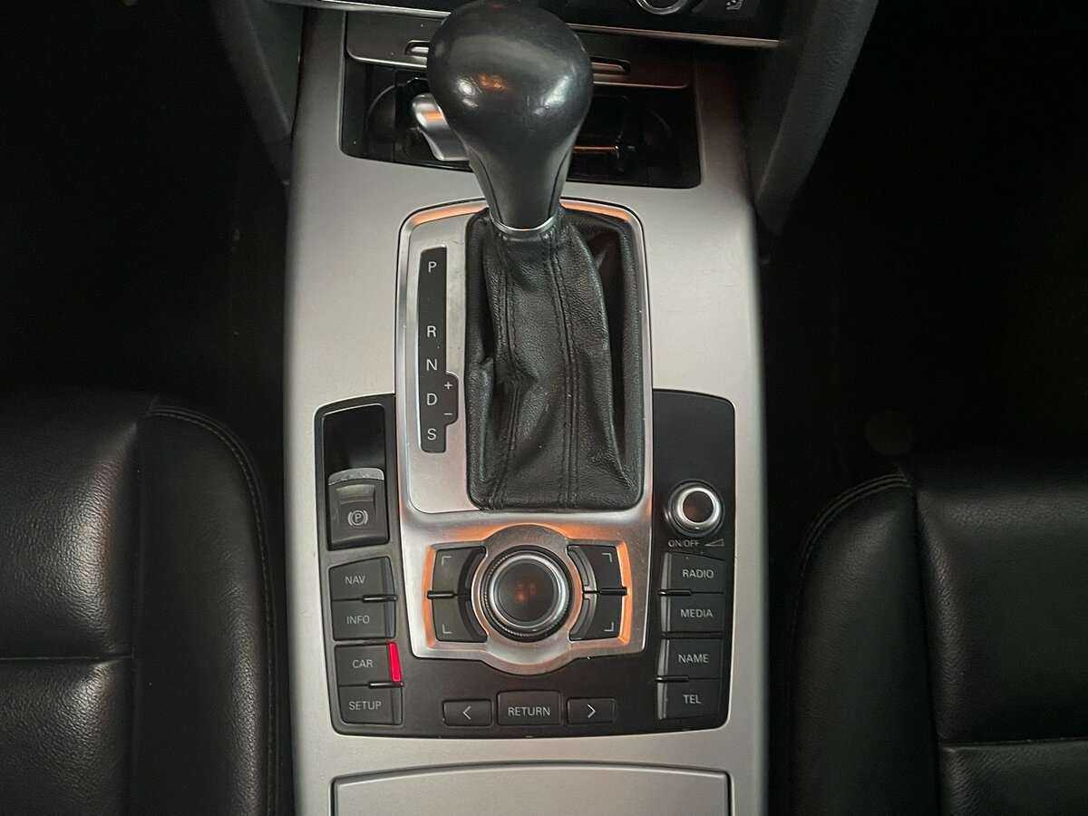 Audi A6, 2010 Фото №12