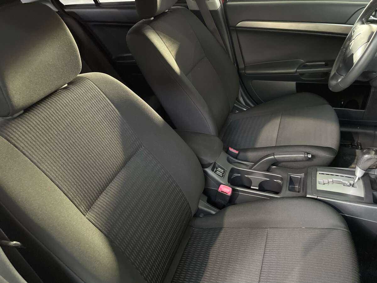 Mitsubishi Lancer, 2011 Фото №15