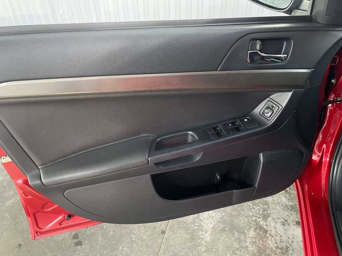 Mitsubishi Lancer, 2011 Фото №17