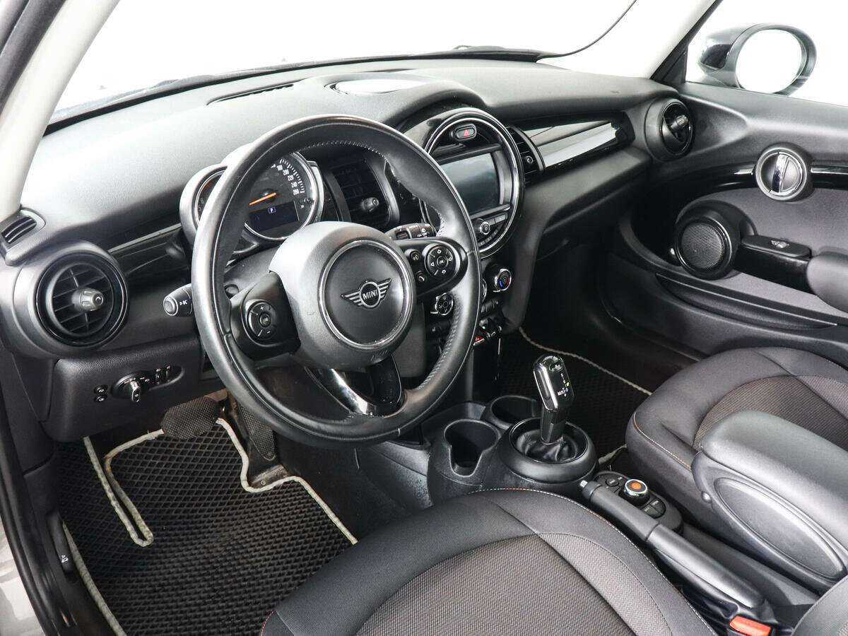 Mini Hatch Cooper, 2020 Фото №9
