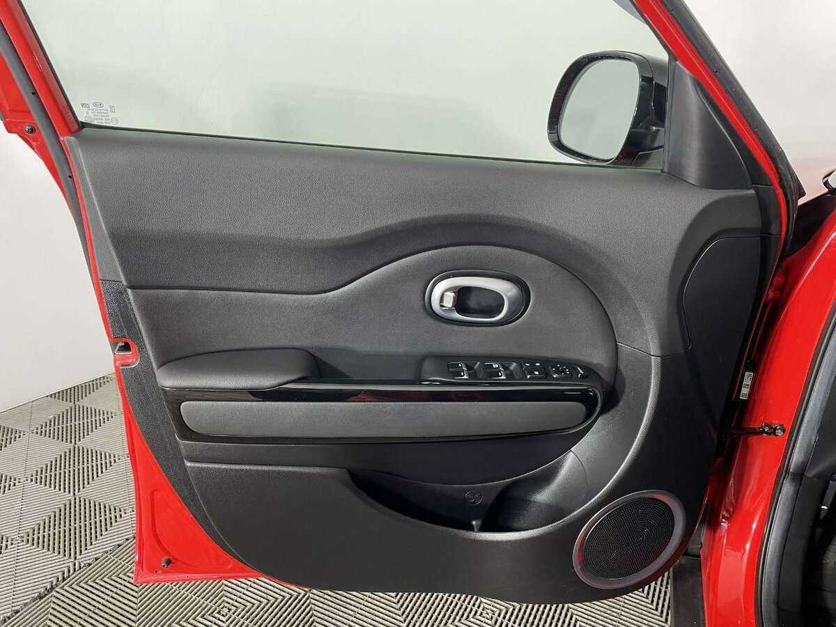 Kia Soul, 2018 - 60 688 км. | Фото №8