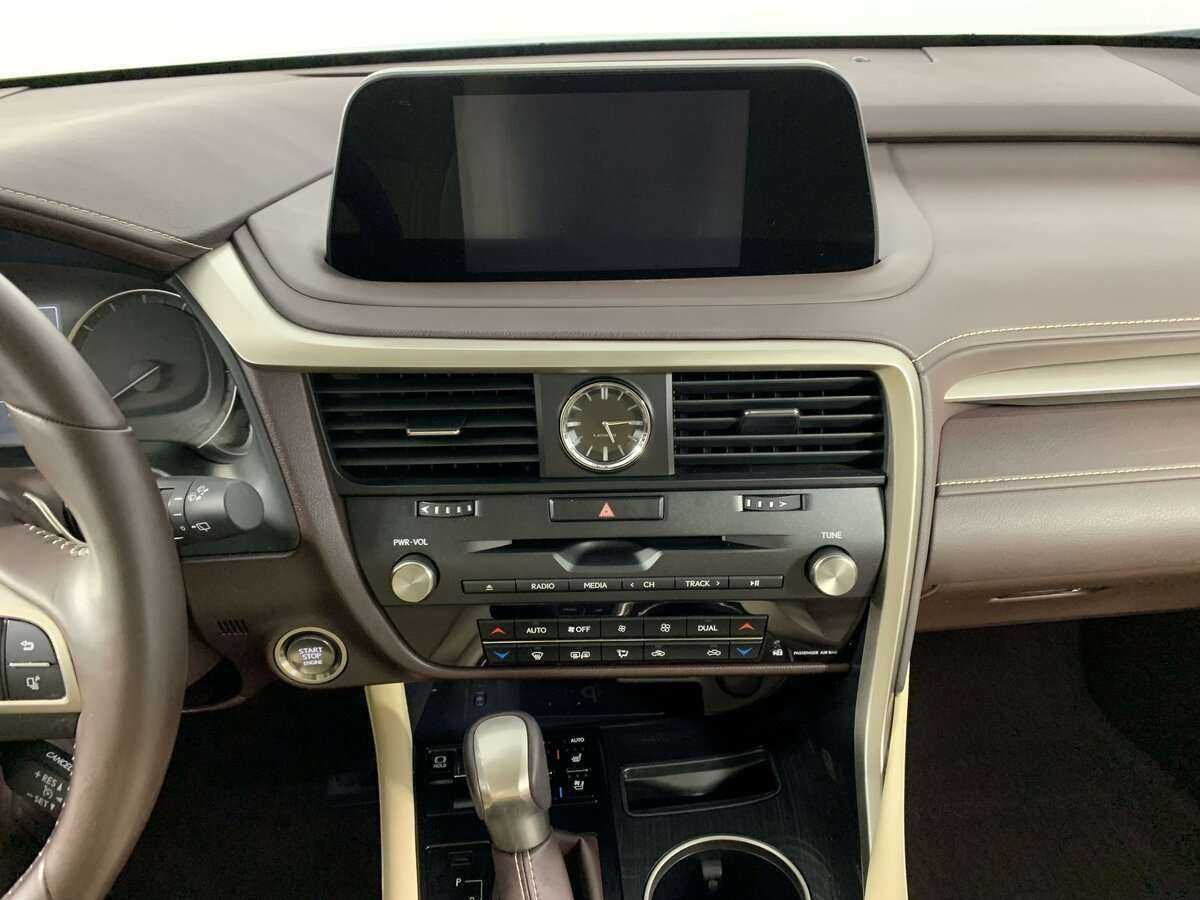 Lexus RX 300, 2020 Фото №12