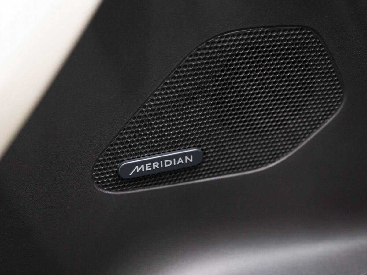 Jaguar F-Pace, 2017 Фото №22