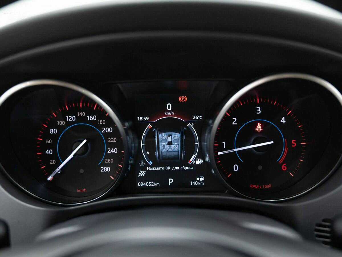 Jaguar F-Pace, 2017 Фото №24