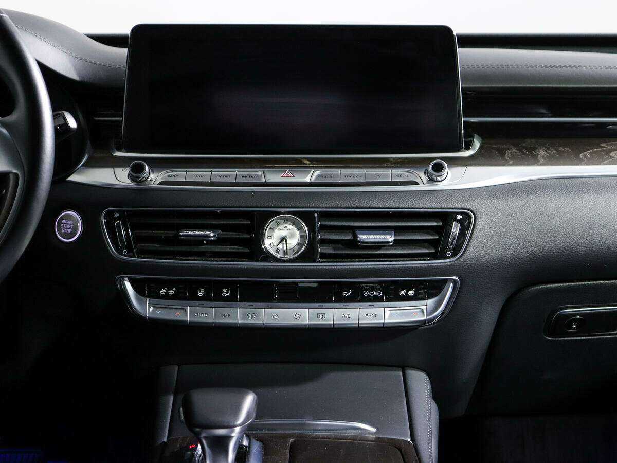 Kia K900, 2019 Фото №13