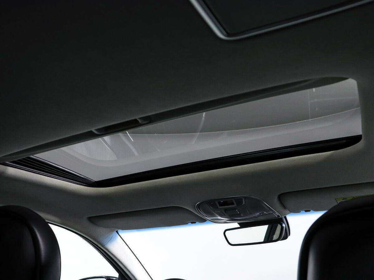 Kia K900, 2019 Фото №16