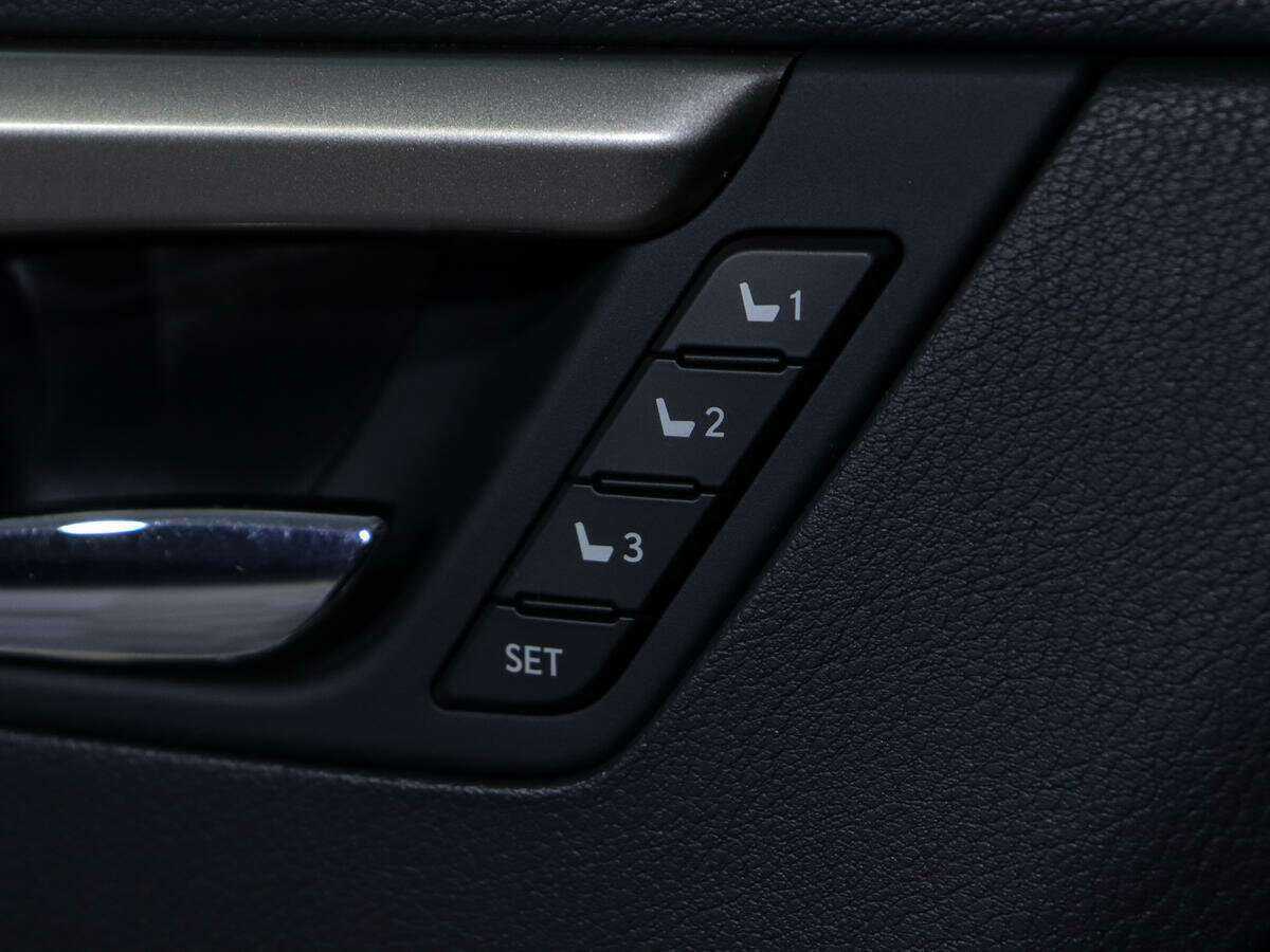 Lexus RX 350L, 2021 Фото №24