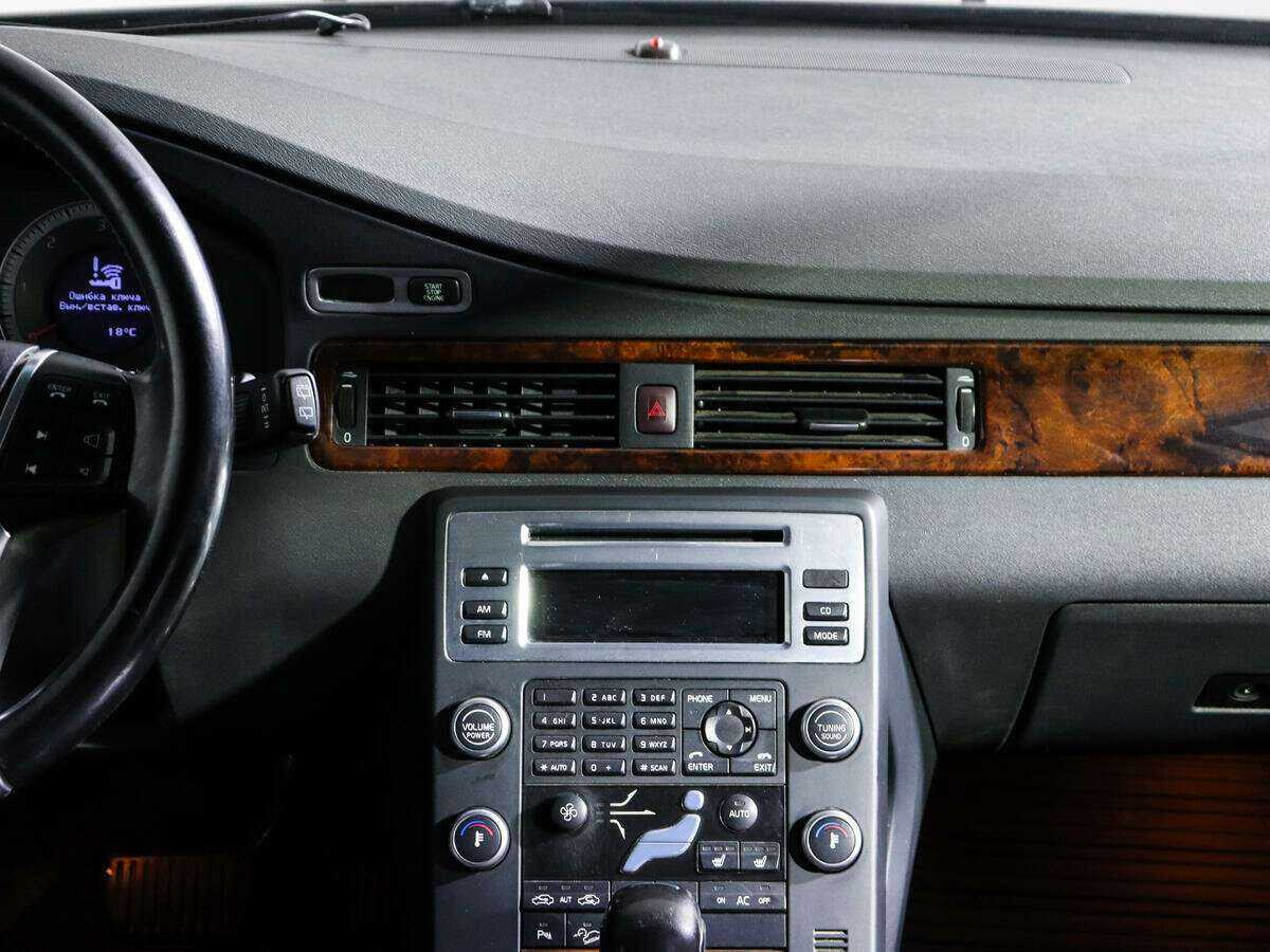 Volvo XC70, 2010 Фото №11