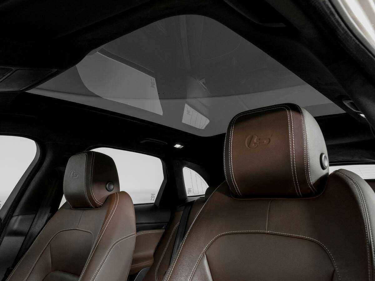 Jaguar F-Pace, 2016 Фото №14