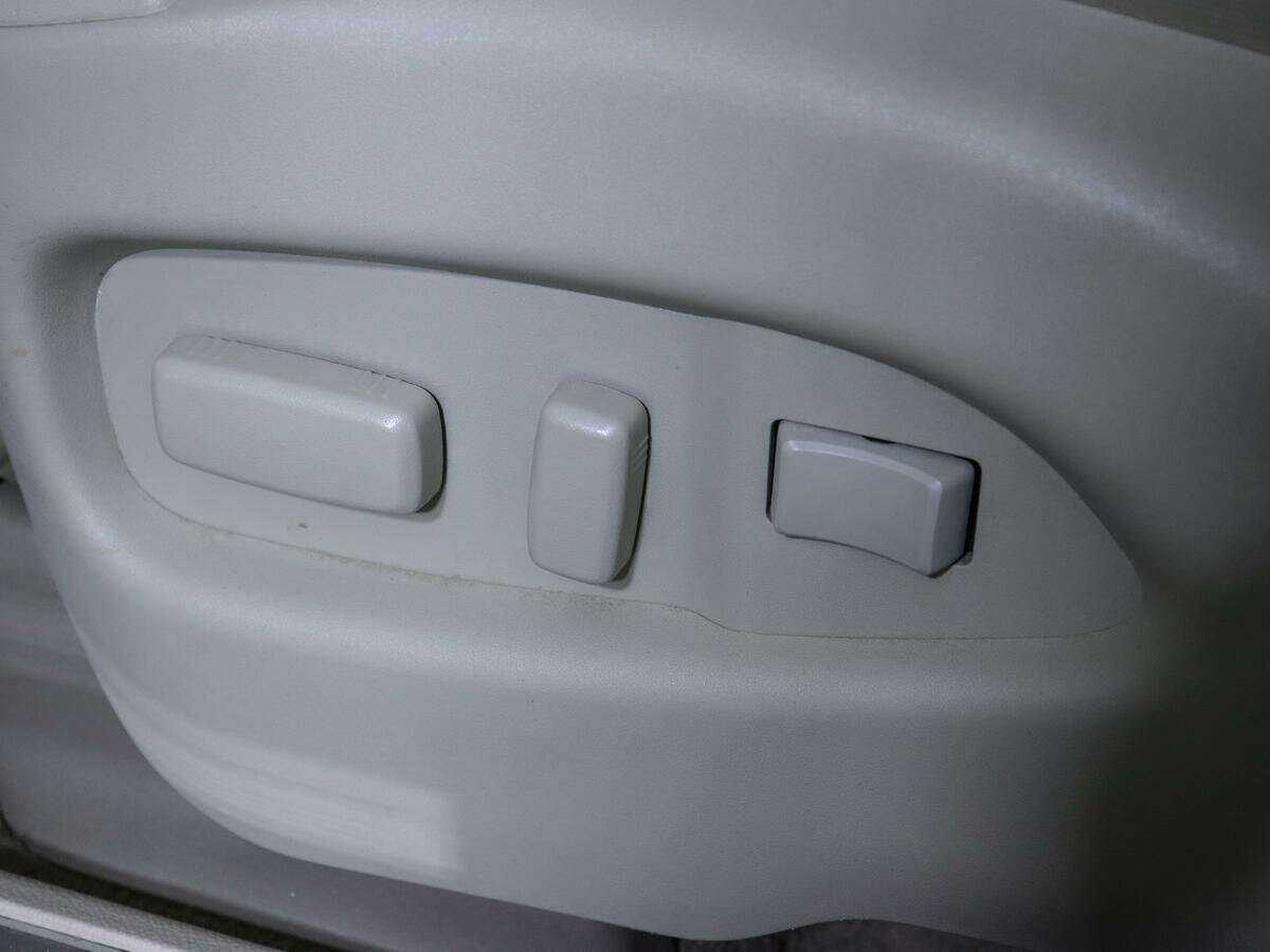 Cadillac SRX, 2011 Фото №22