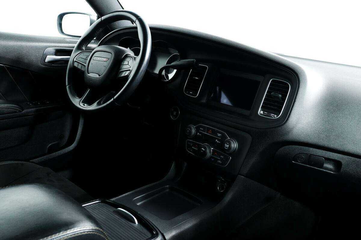 Dodge Charger R__T, 2018 Фото №9