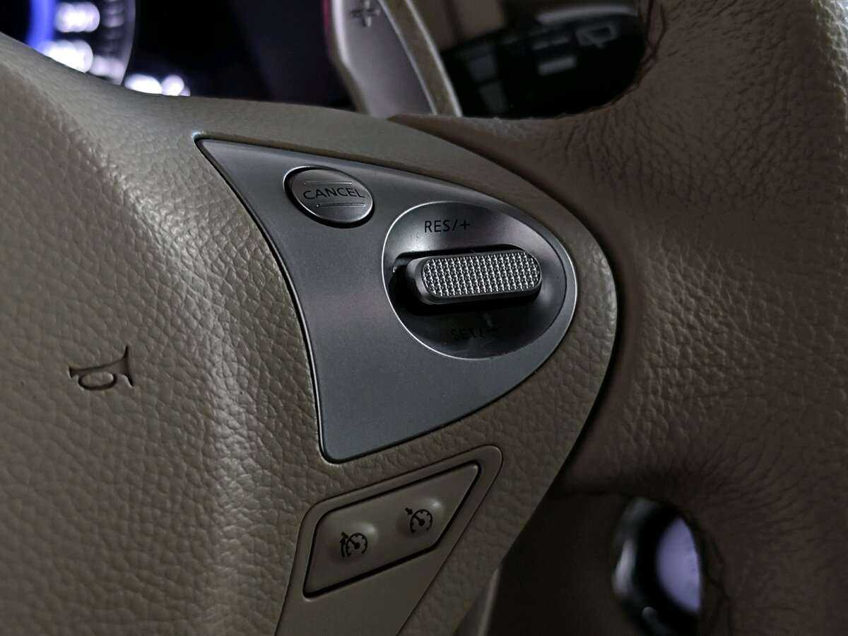 Infiniti FX37, 2010 Фото №25