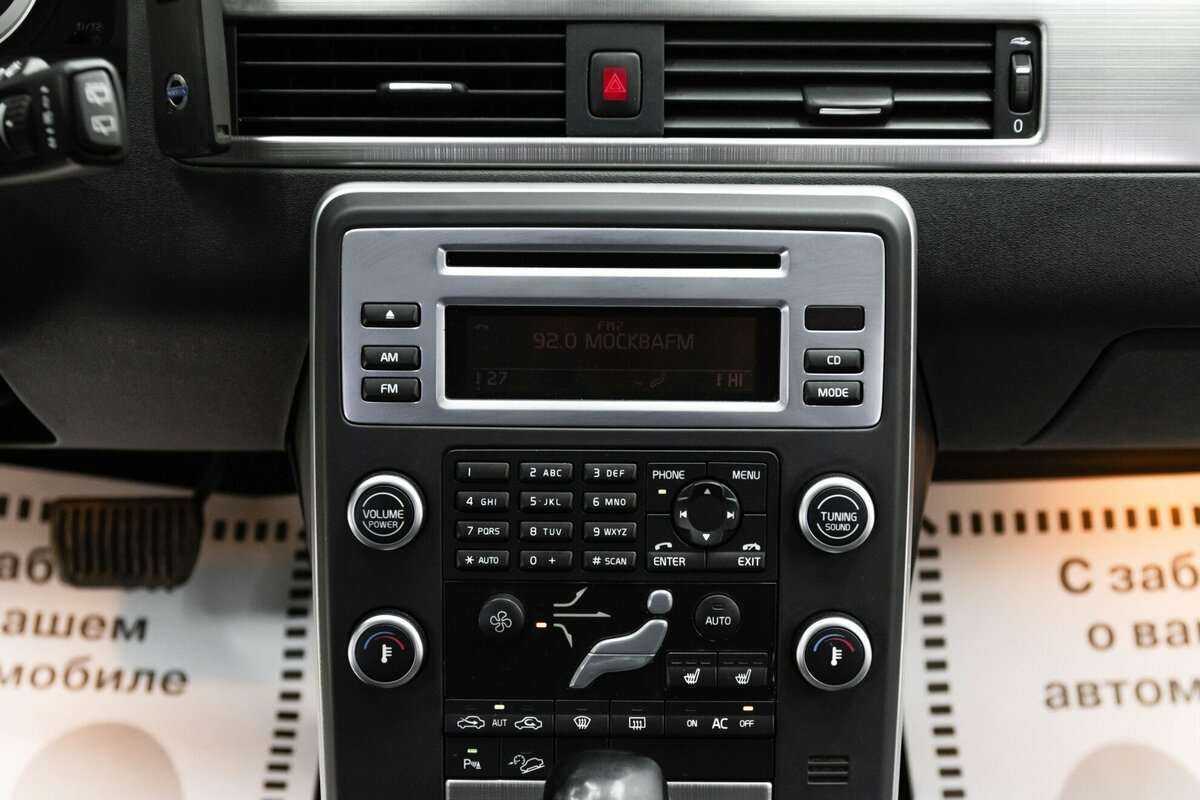 Volvo XC70, 2011 Фото №14