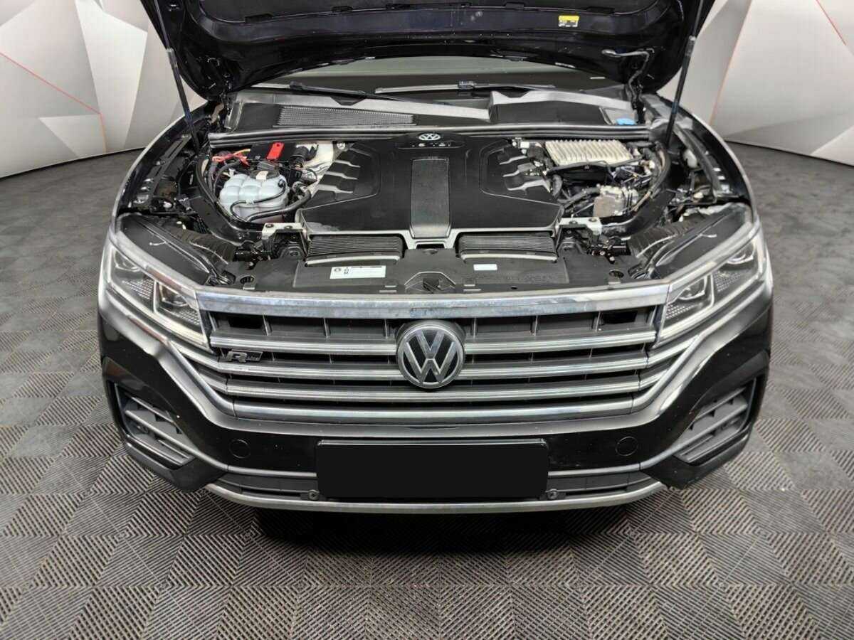 Volkswagen Touareg, 2018 Фото №17