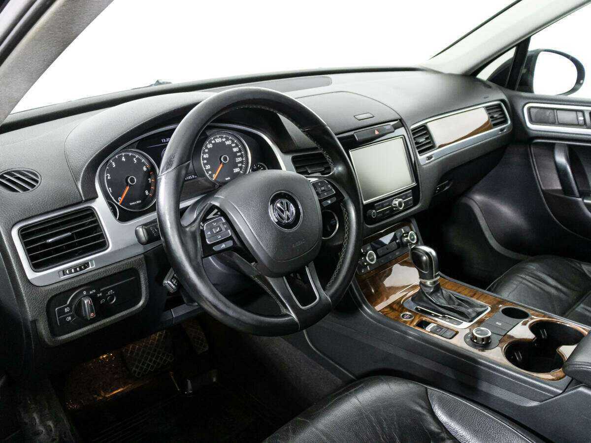 Volkswagen Touareg, 2011 Фото №11