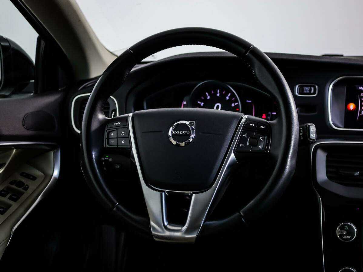 Volvo V40 Cross Country, 2018 - 96 348 км. | Фото №8