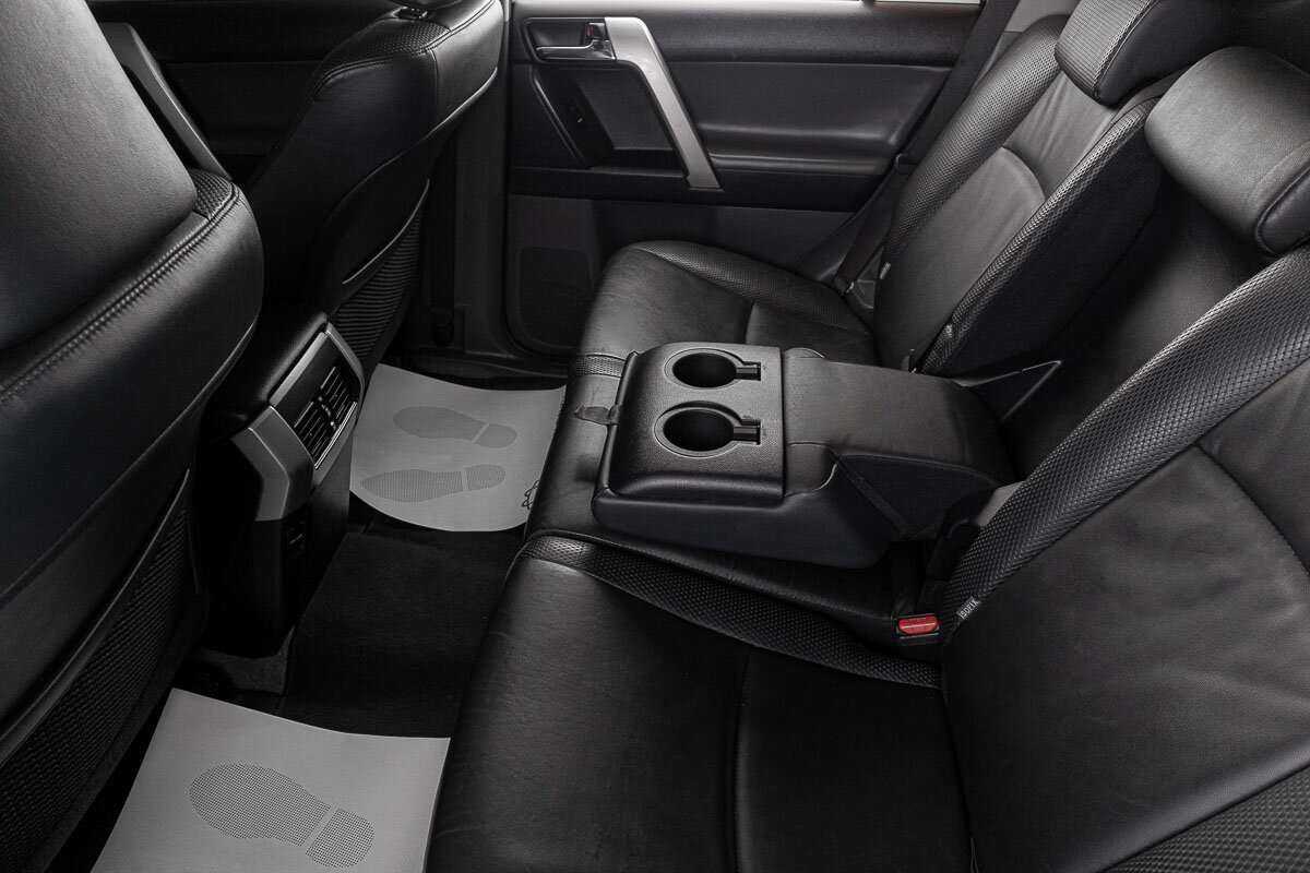 Toyota Land Cruiser Prado, 2010 Фото №23