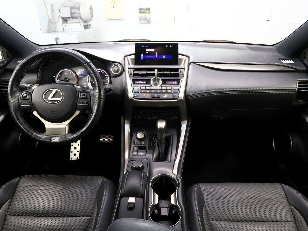 Lexus NX 200t, 2015 Фото №10