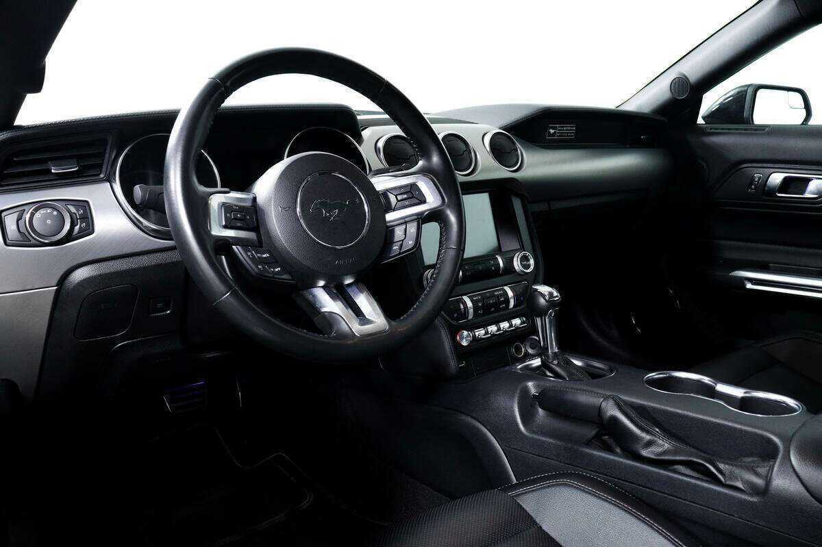 Ford Mustang, 2020 Фото №13