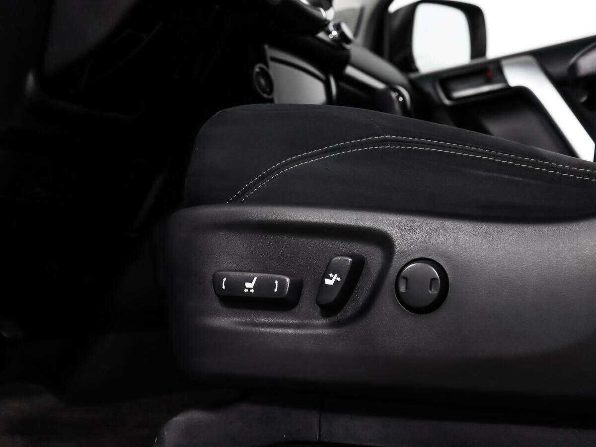 Toyota Land Cruiser Prado, 2015 - 61 200 км. | Фото №8