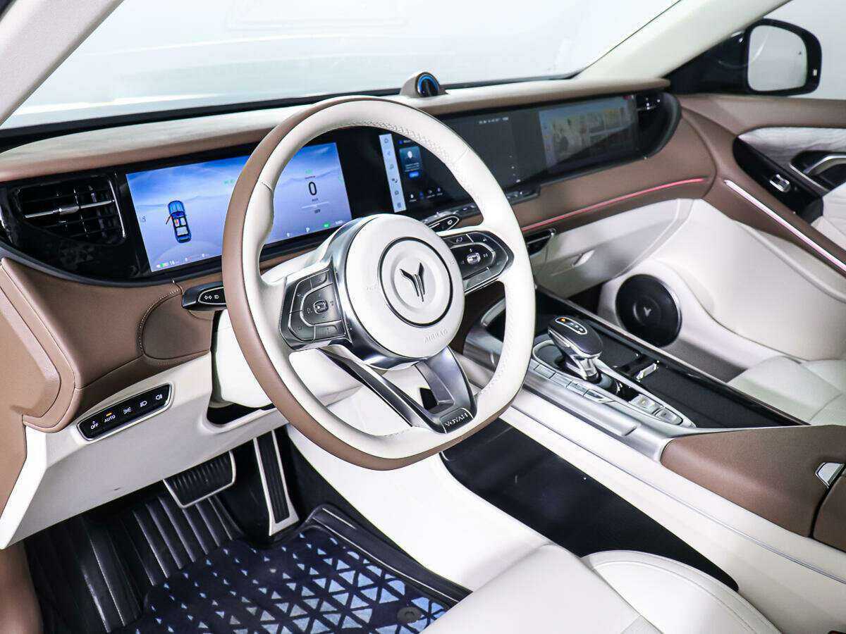 Voyah Free EVR, 2022 Фото №11