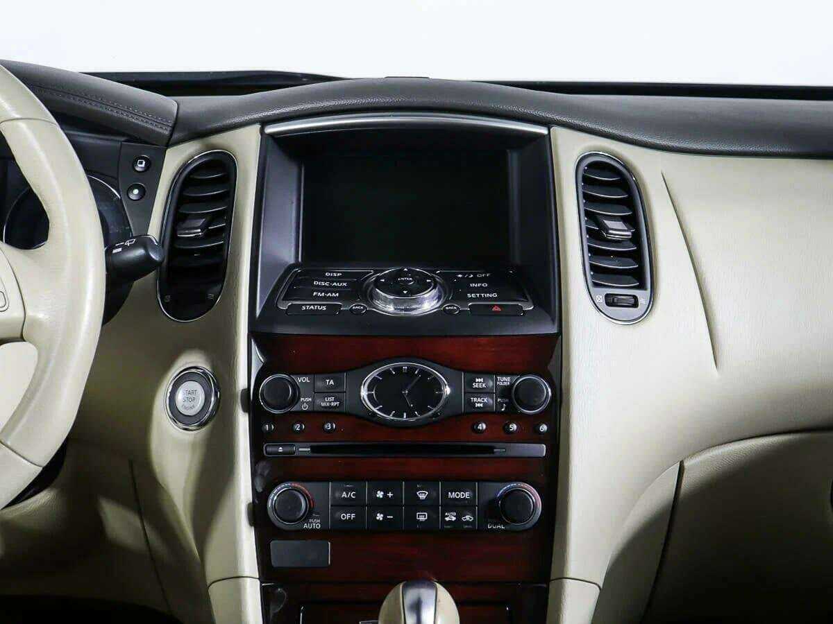 Infiniti QX50, 2015 Фото №12