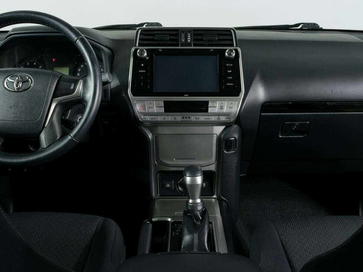 Toyota Land Cruiser Prado, 2018 Фото №10
