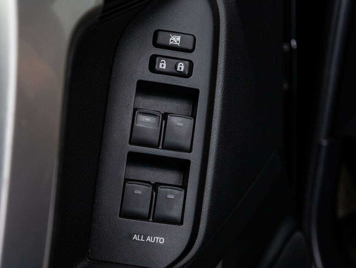 Toyota Land Cruiser Prado, 2021 Фото №14