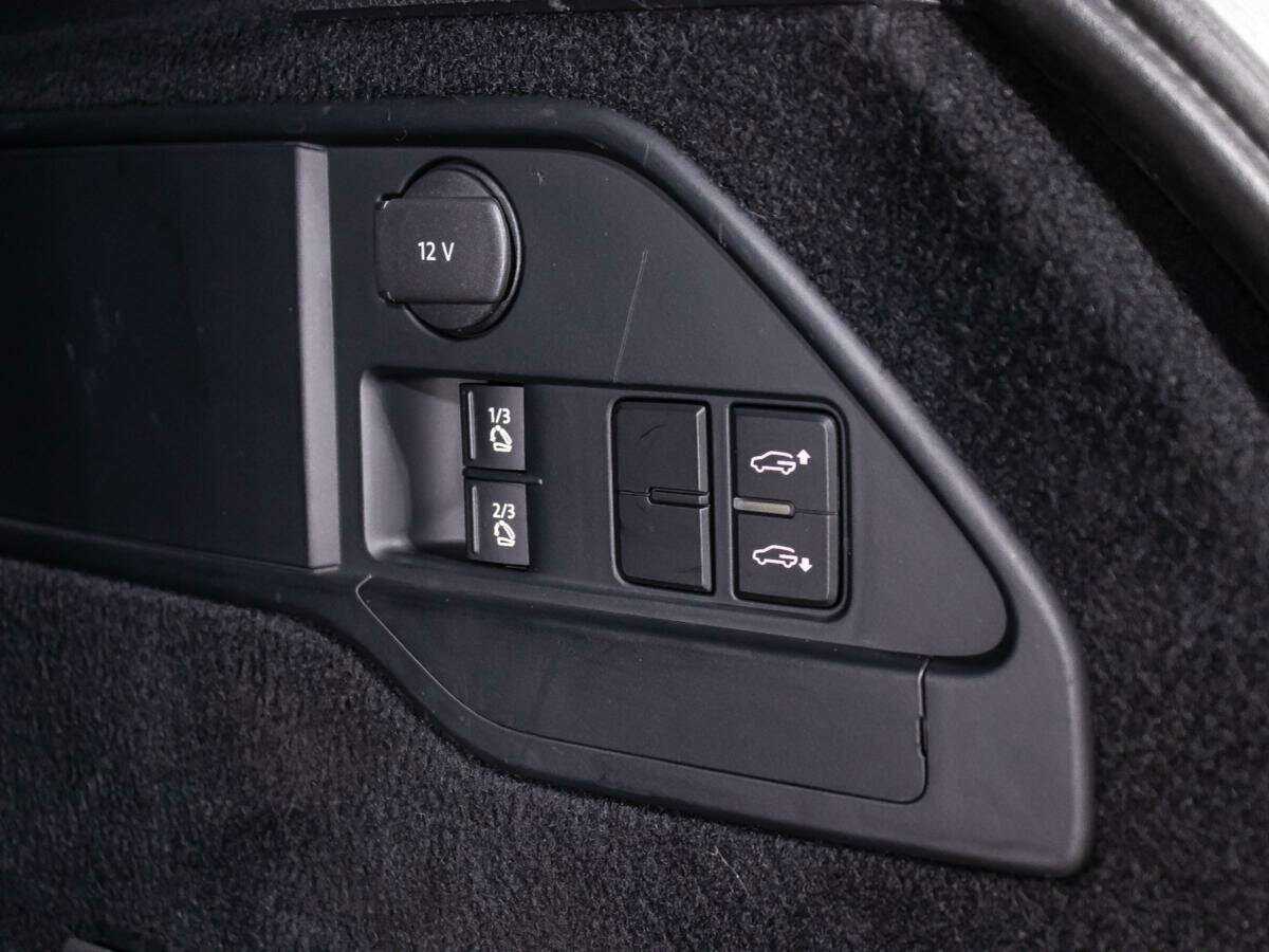 Volkswagen Touareg, 2012 Фото №16