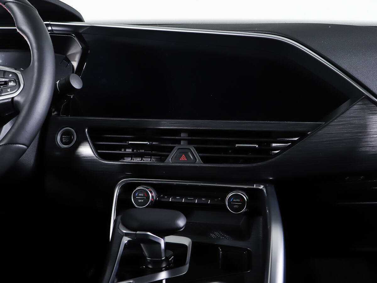 Geely Tugella, 2023 Фото №12