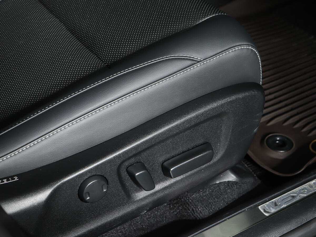 Lexus RX 350L, 2019 Фото №12