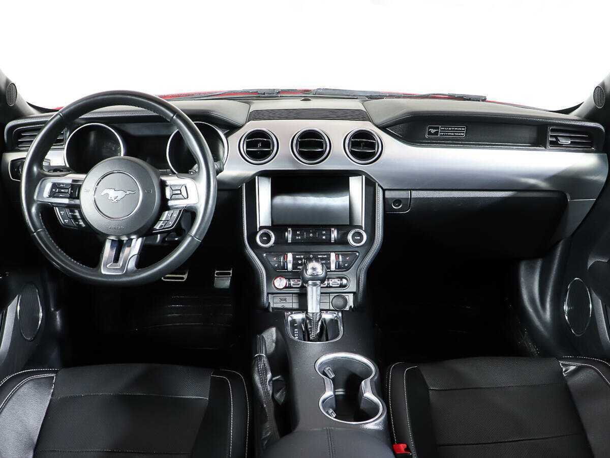 Ford Mustang, 2020 Фото №11