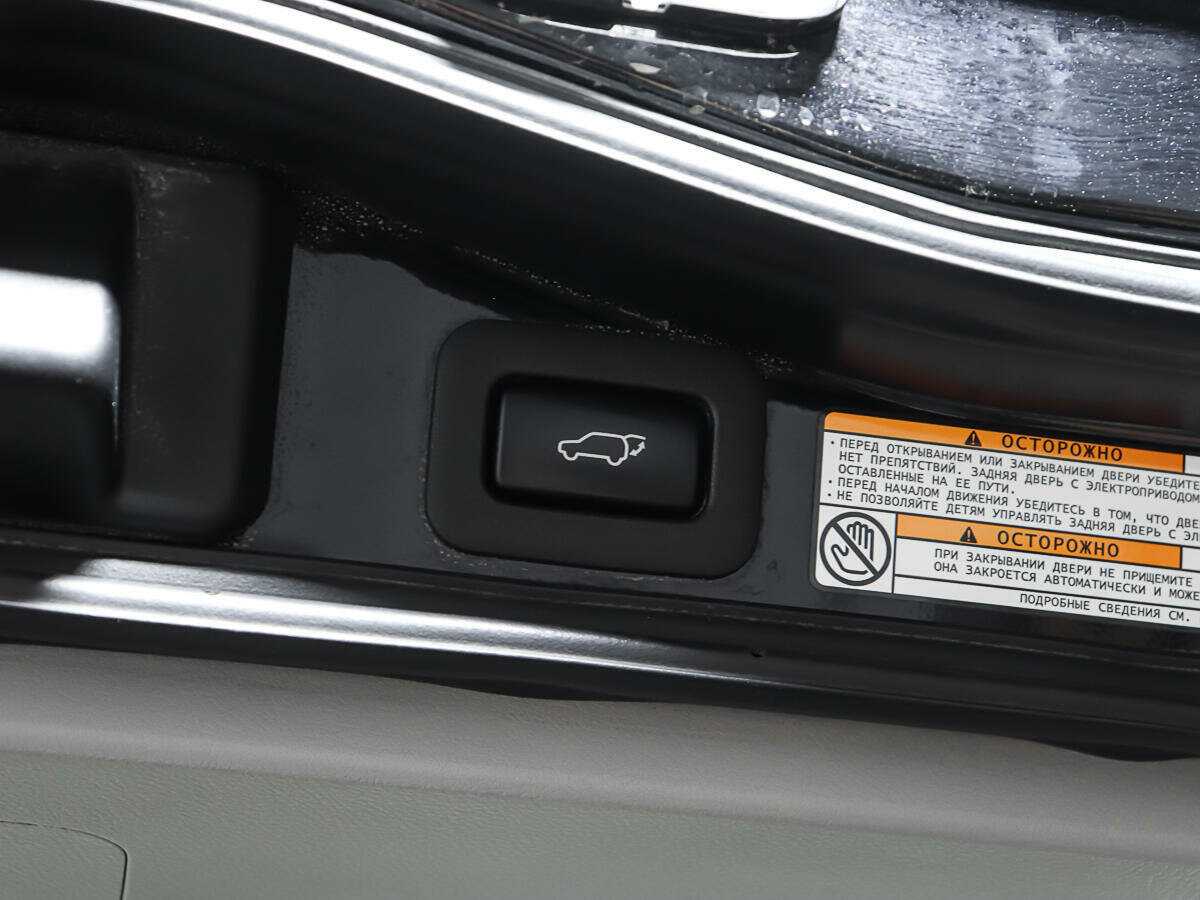 Toyota Land Cruiser, 2019 Фото №17